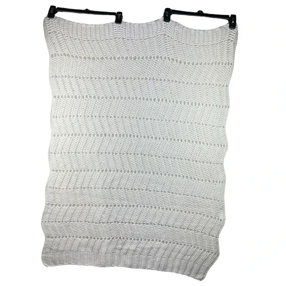 Handmade Crochet Knit Baby Blanket White - Picture 5 of 5